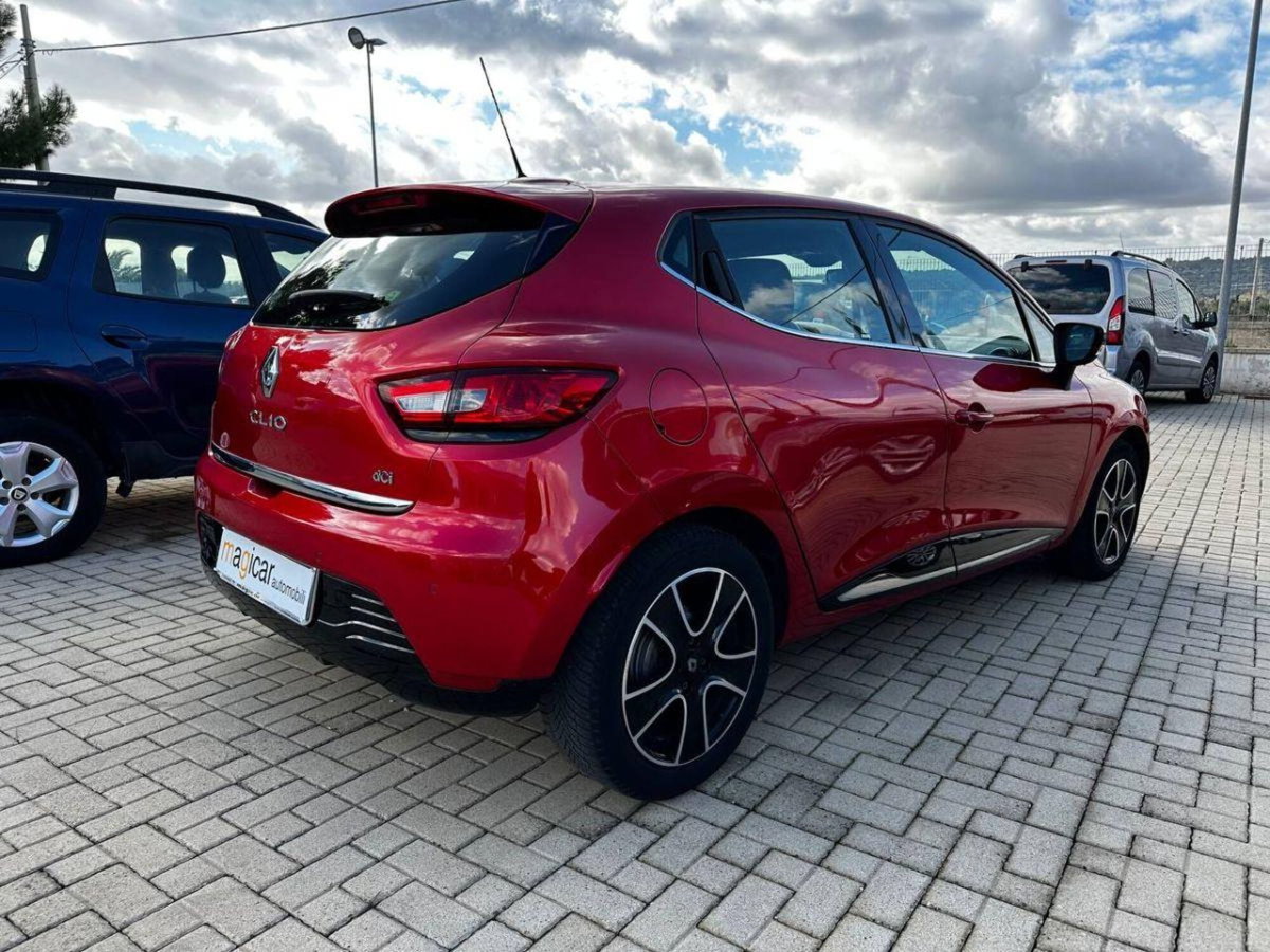 Renault Clio Sporter 1.5 dCi 8V 75CV Wave (4)
