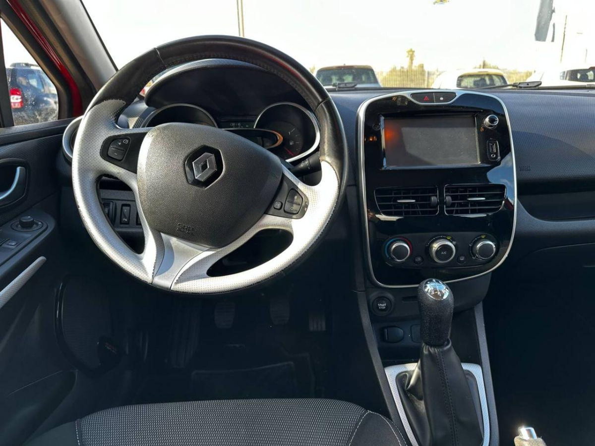 Renault Clio Sporter 1.5 dCi 8V 75CV Wave (9)