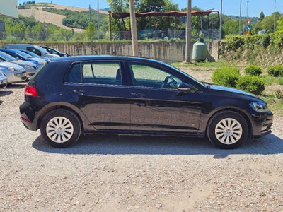 Volkswagen Golf 1.0 TSI 85 CV 5p. Trendline BlueMotion Technology (10)