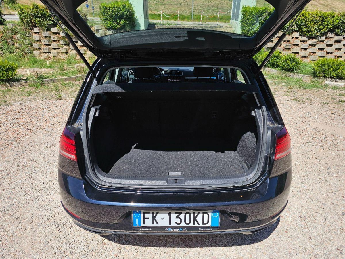 Volkswagen Golf 1.0 TSI 85 CV 5p. Trendline BlueMotion Technology (13)