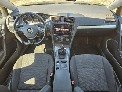 Volkswagen Golf 1.0 TSI 85 CV 5p. Trendline BlueMotion Technology (15)
