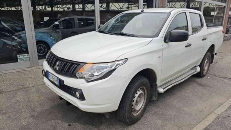 Mitsubishi L200 2.4 DI-D/154CV Double Cab Invite 