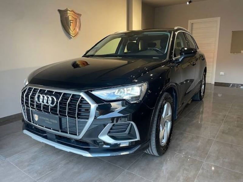 Audi Q3 35 2.0 tdi Business Advanced s-tronic
