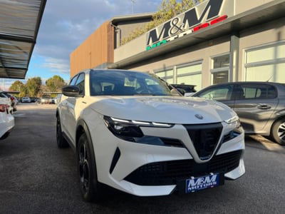 Alfa Romeo Junior 1.2 ibrida Speciale 145cv edct6 nuova