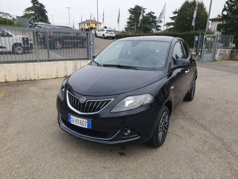 Lancia Ypsilon 1.2 69 CV 5 porte GPL Ecochic Alberta Ferretti