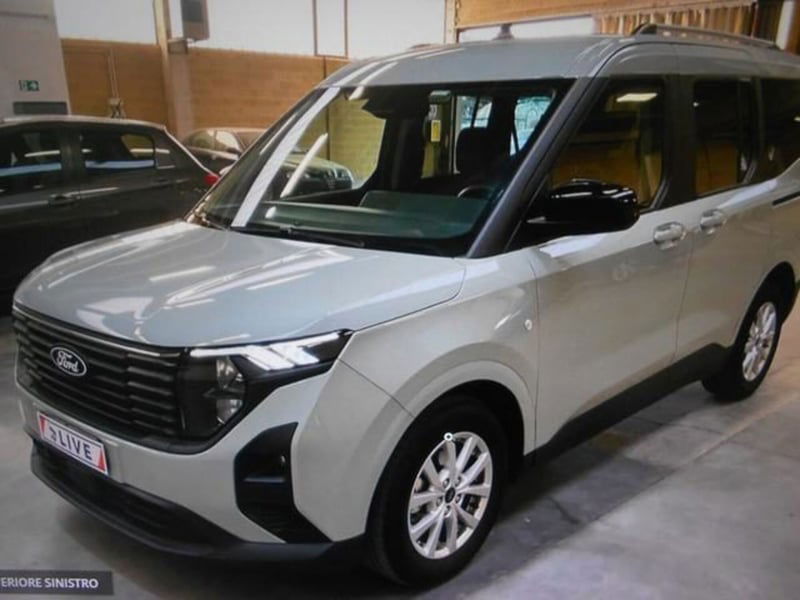 Ford Tourneo Courier 1.0 EcoBoost 100 CV Titanium