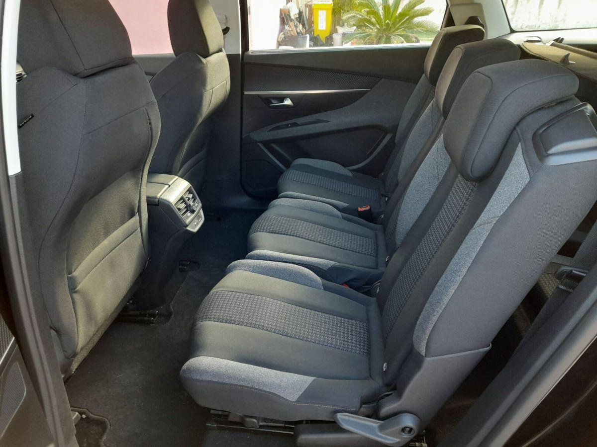 Peugeot 5008 BlueHDi 130 S&S EAT8 Active Business (19)