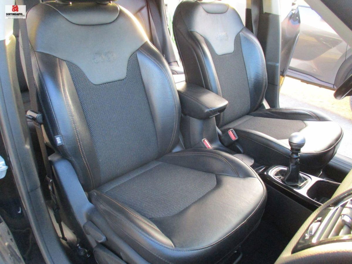 Jeep Compass 1.6 Multijet II 2WD Limited (18)