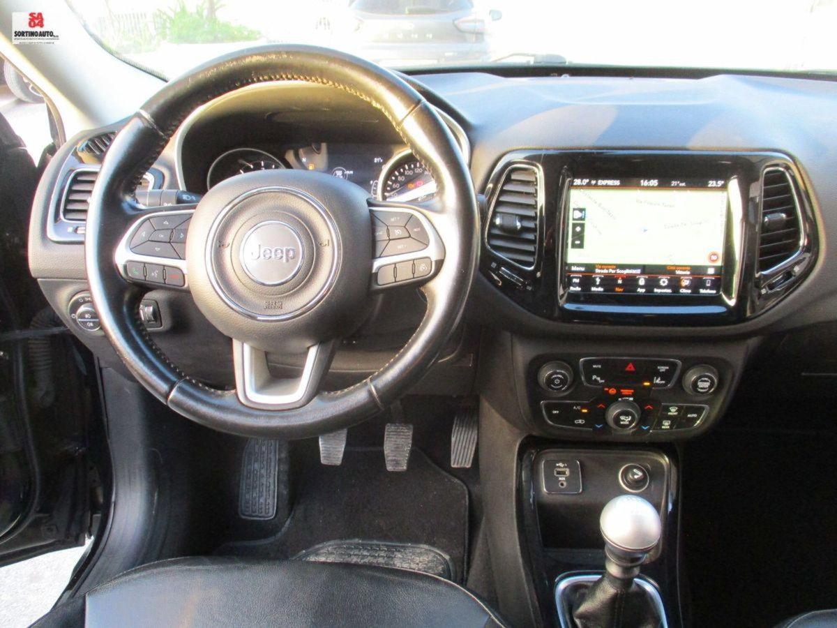 Jeep Compass 1.6 Multijet II 2WD Limited (9)