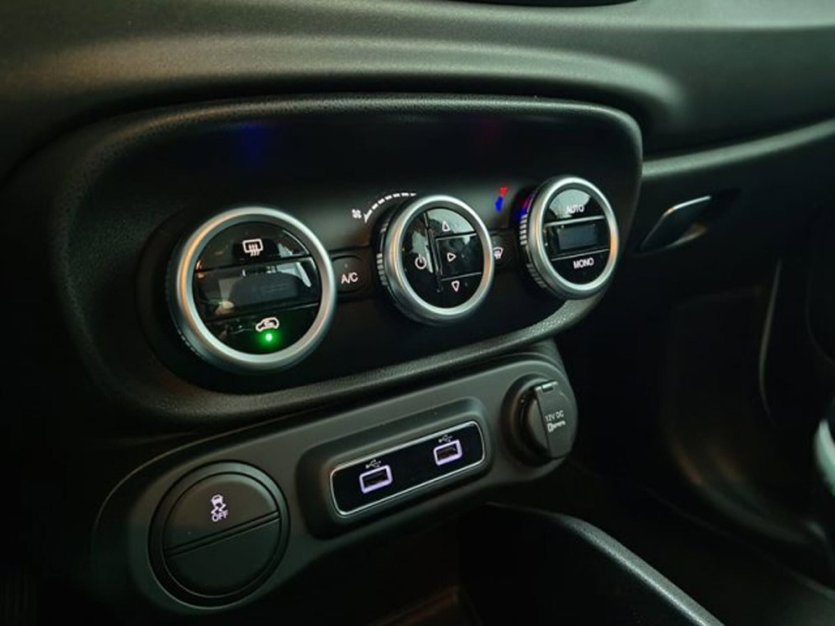 Fiat 500L 1.3 Multijet 95 CV Cross (16)