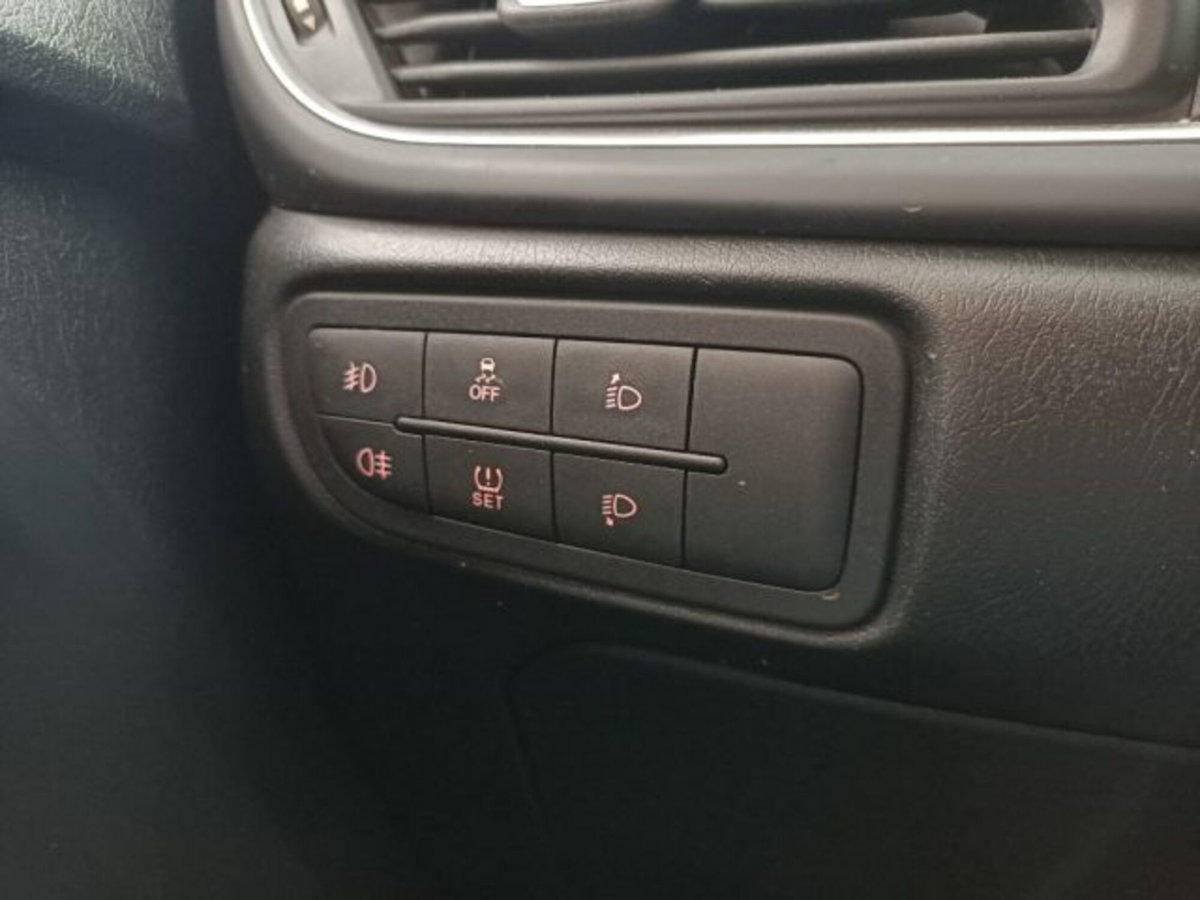 Fiat Tipo Station Wagon Tipo 1.6 Mjt S&S SW Lounge (18)