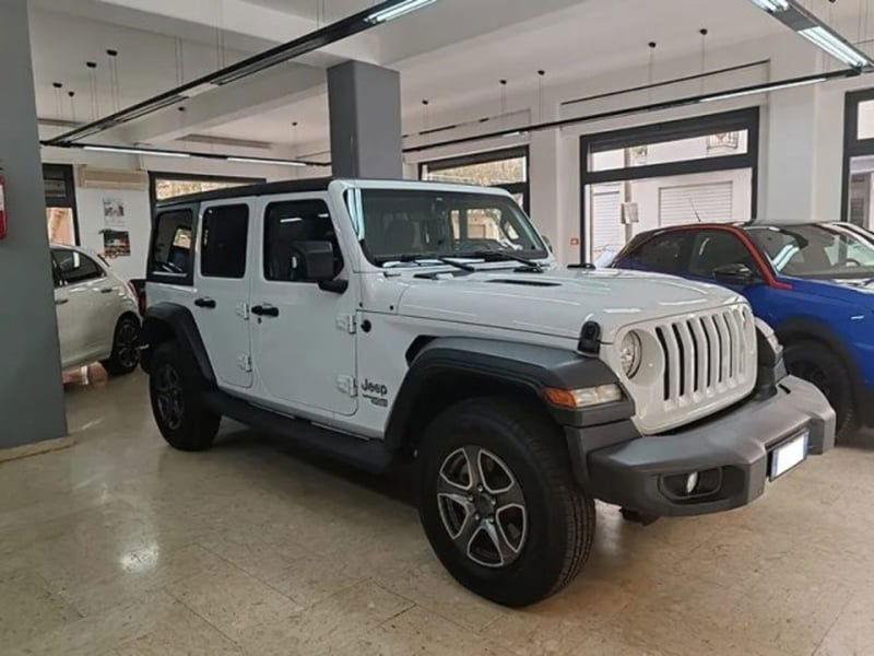 Jeep Wrangler Unlimited 2.2 Mjt II Sahara