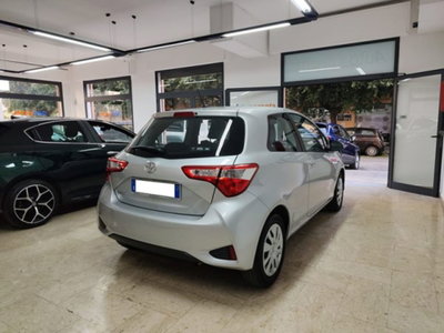 Toyota Yaris 1.0 72 CV 3 porte Cool (4)