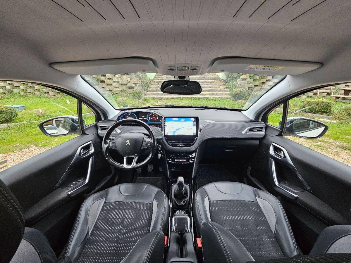 Peugeot 2008 e-HDi 92 CV Stop&Start ETG6 Active (14)