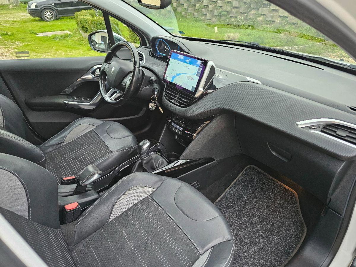 Peugeot 2008 e-HDi 92 CV Stop&Start ETG6 Active (20)
