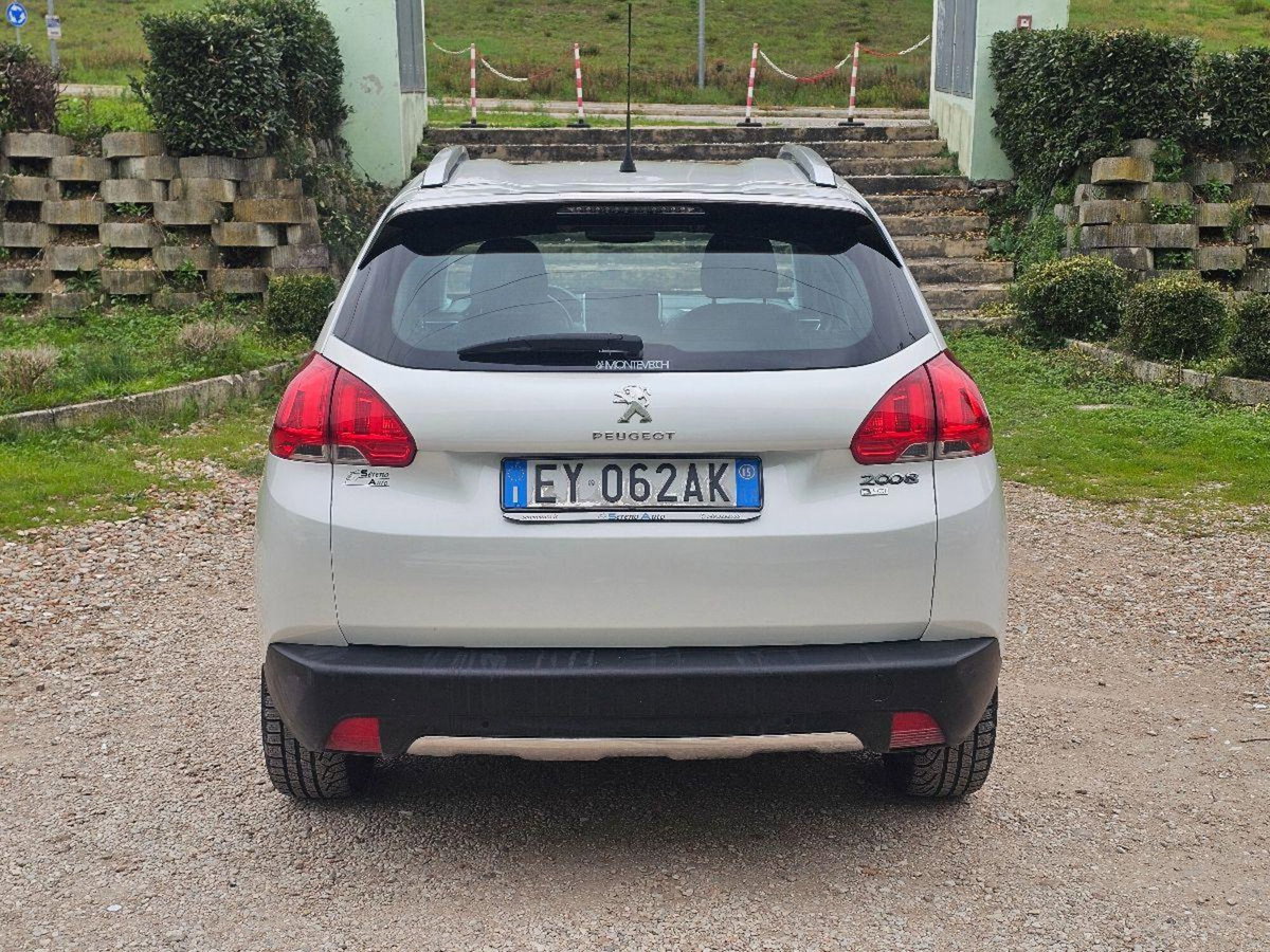 Peugeot 2008 e-HDi 92 CV Stop&Start ETG6 Active (8)