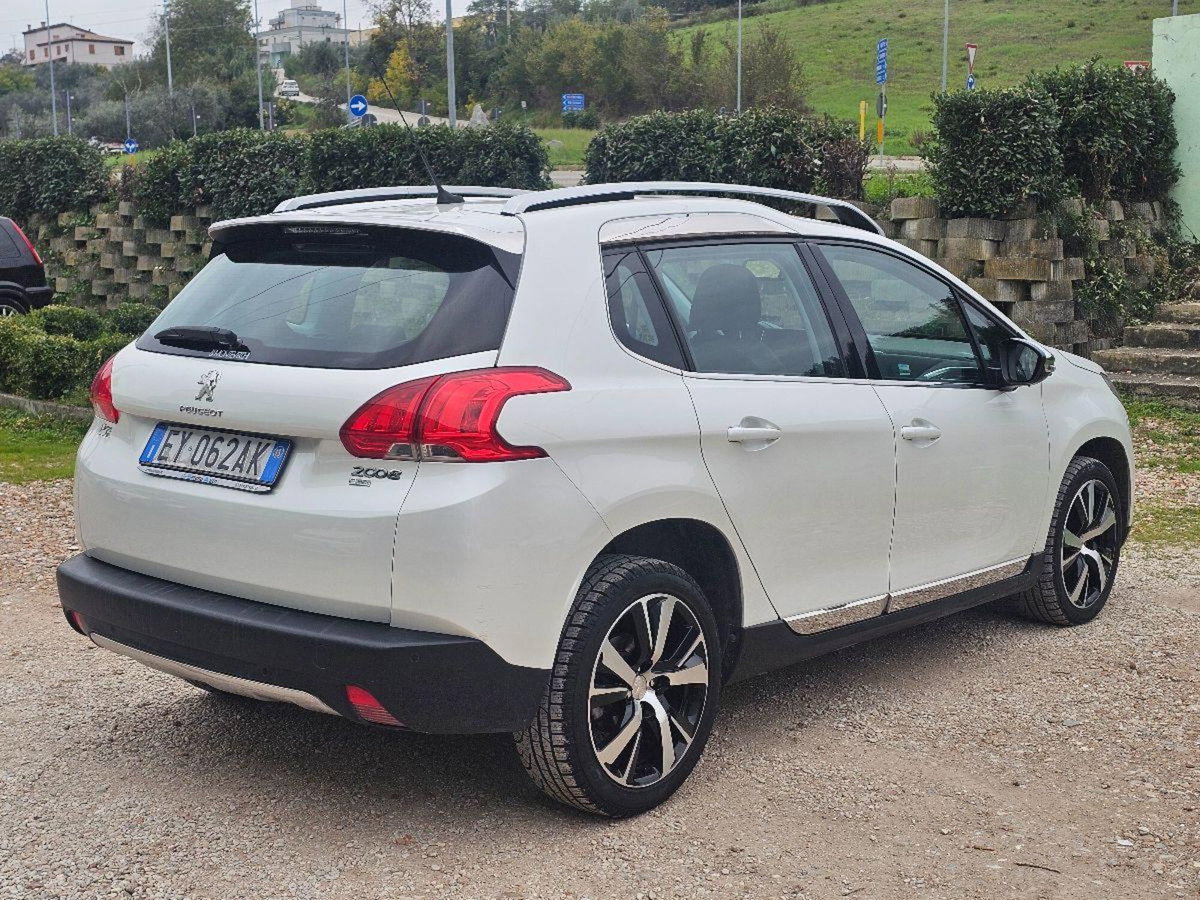 Peugeot 2008 e-HDi 92 CV Stop&Start ETG6 Active (9)