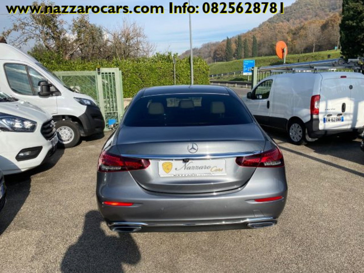 Mercedes-Benz Classe E 220 d Auto Premium Plus (19)