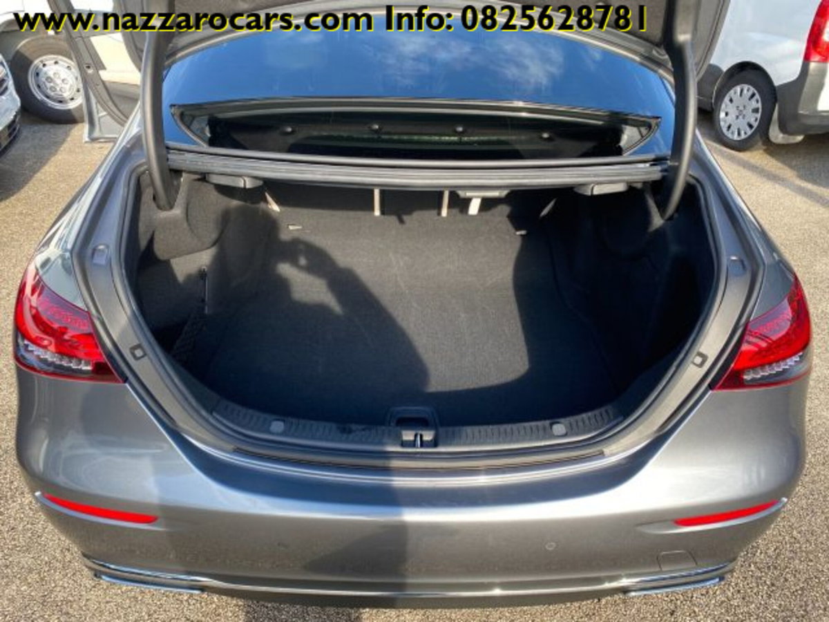 Mercedes-Benz Classe E 220 d Auto Premium Plus (7)