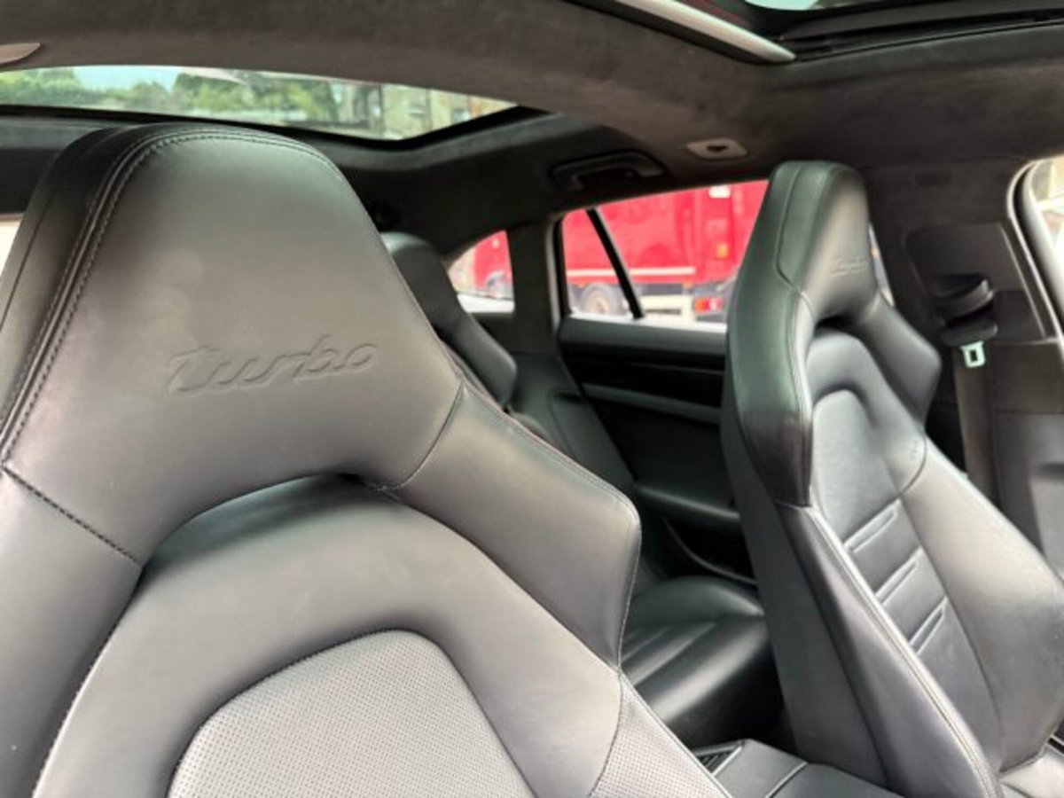 Porsche Panamera Sport Turismo 4.0 Turbo Sport Turismo (13)