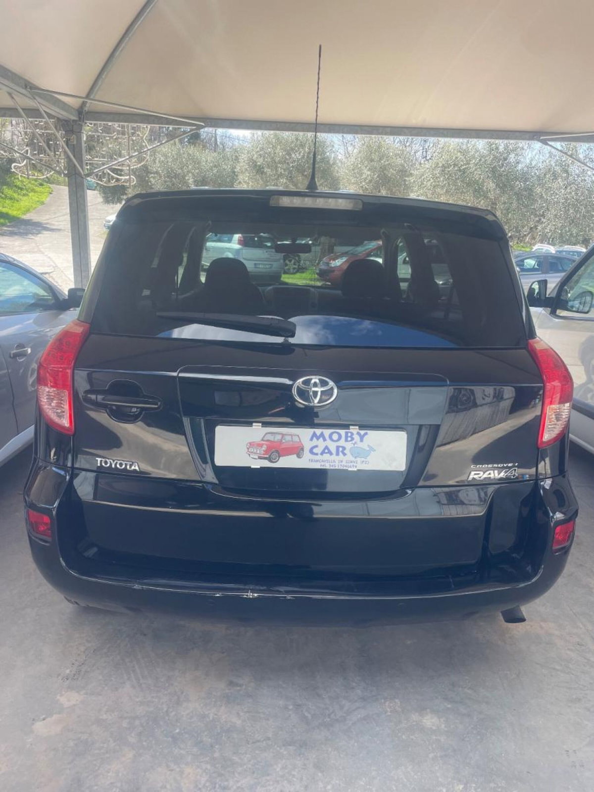 Toyota Rav4 D-4D 136 CV Luxury (5)