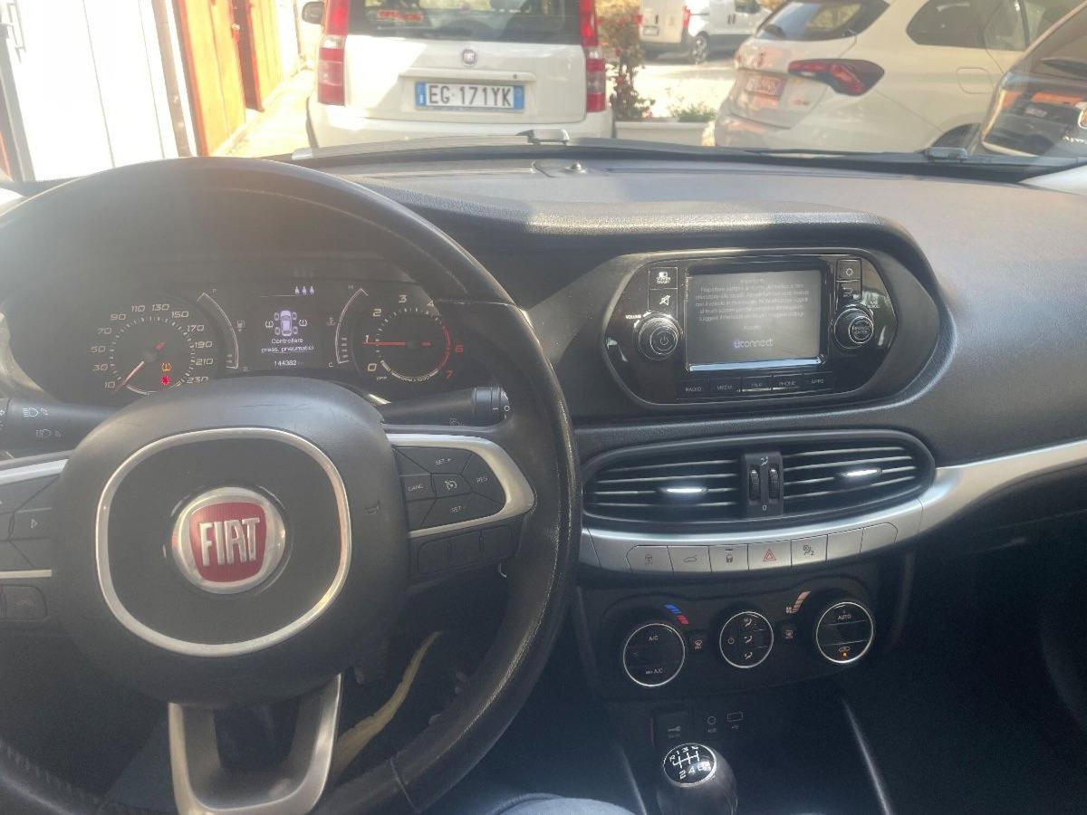 Fiat Tipo Tipo 1.6 Mjt 4 porte Opening Edition (7)