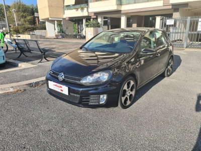 Volkswagen Golf 2.0 TDI 140CV DPF DSG 5p. Highline (3)