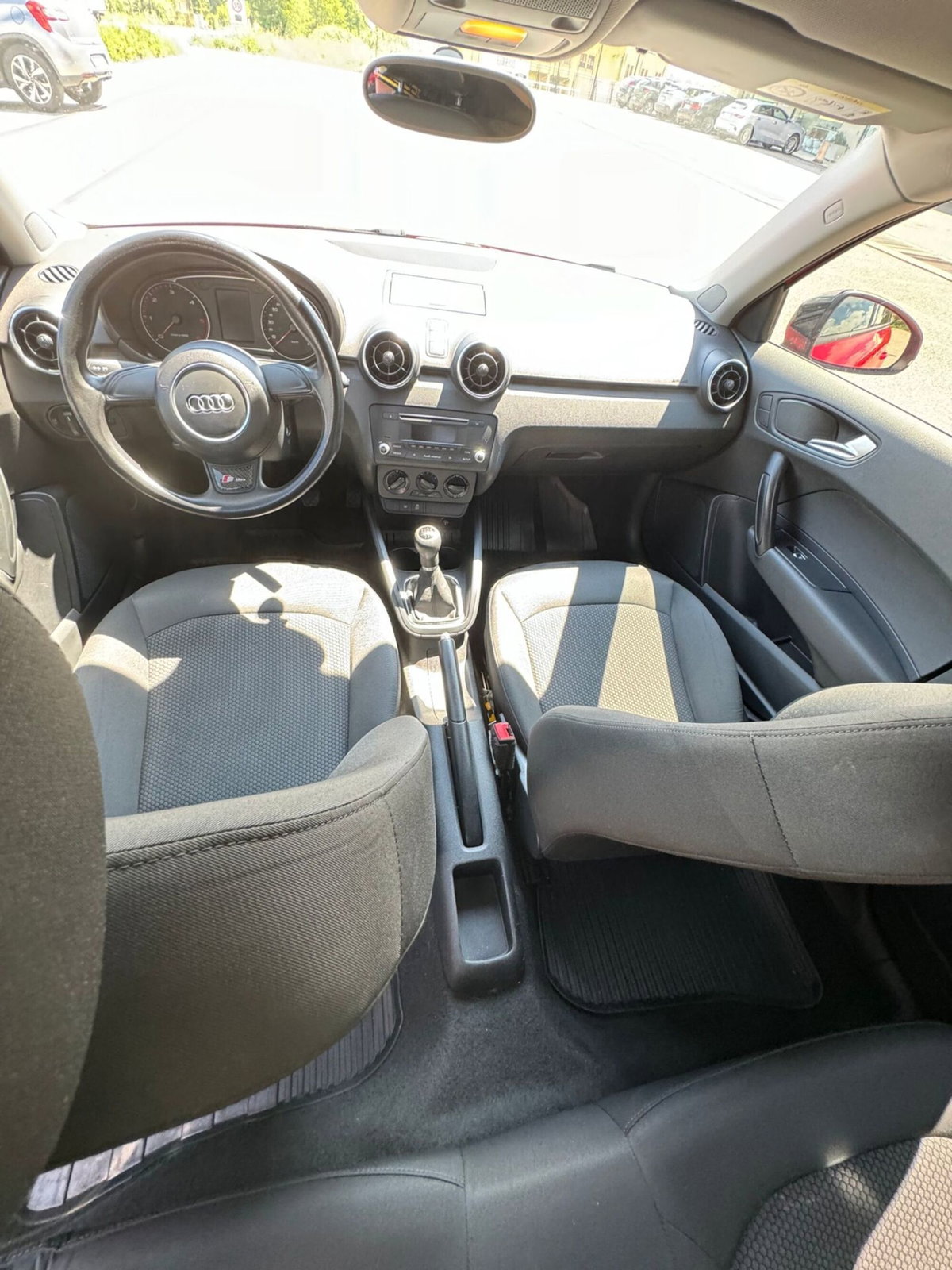 Audi A1 Sportback 1.6 TDI 116 CV Metal plus (10)