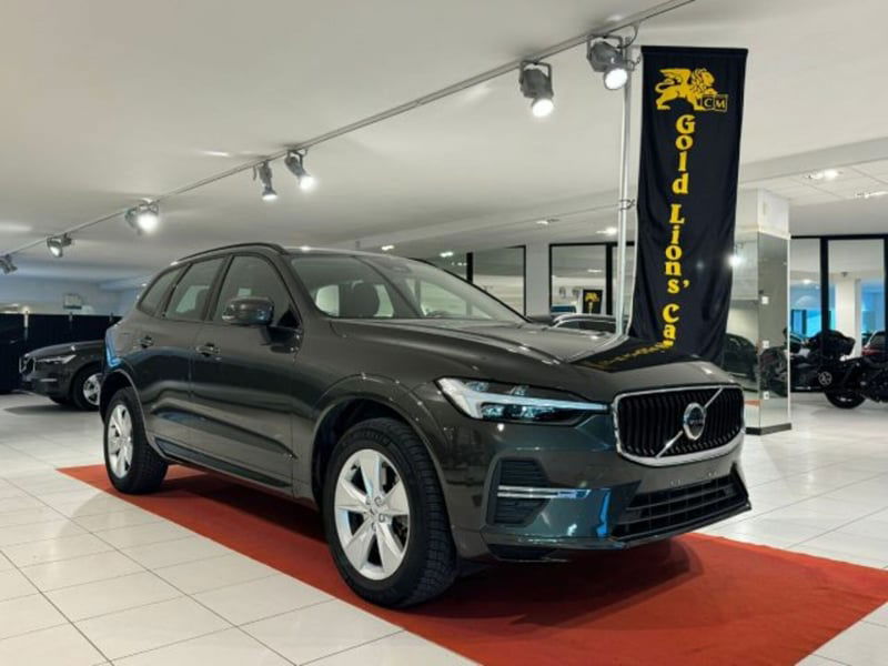Volvo XC60 B4 (d) AWD Geartronic Momentum N1