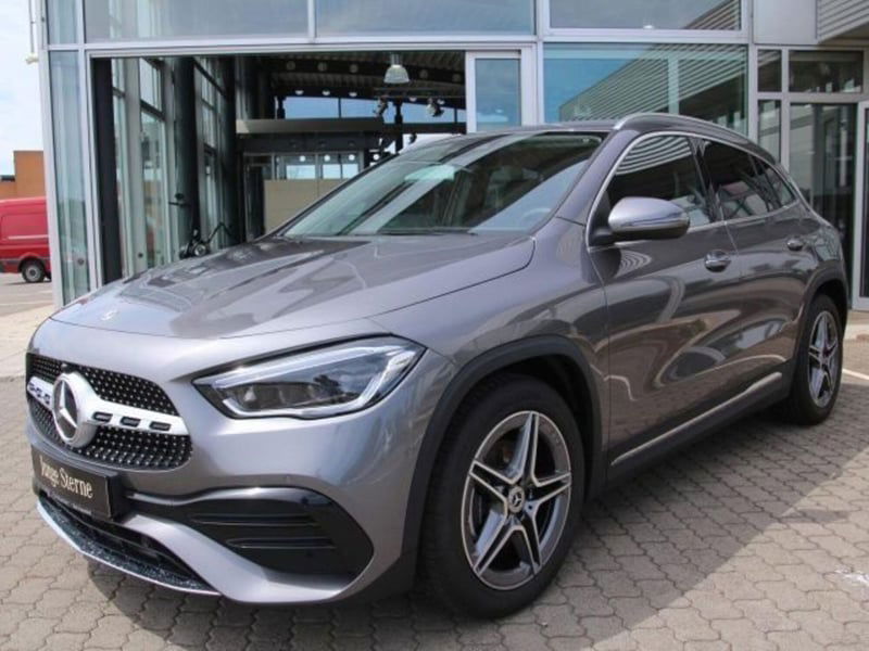 Mercedes-Benz GLA SUV 220 d AMG Line Premium Plus 4matic auto