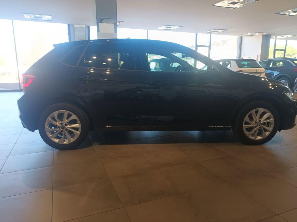 Volkswagen Polo 1.0 tsi Style 95cv (3)