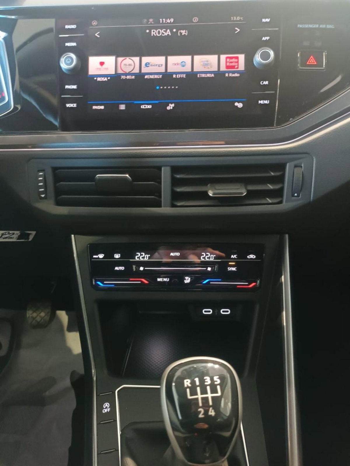 Volkswagen Polo 1.0 tsi Style 95cv (9)