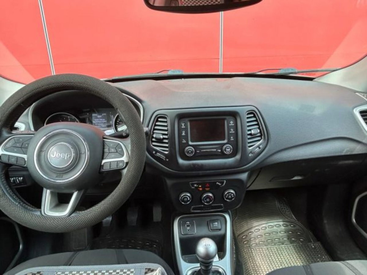 Jeep Compass 1.6 Multijet II 2WD S (10)