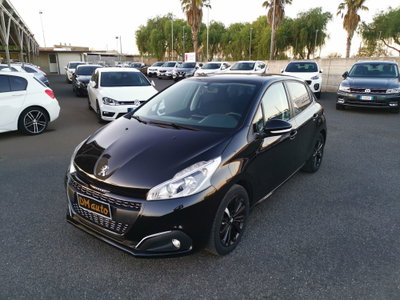 Peugeot 208 75 5 porte Black Line 2 (3)