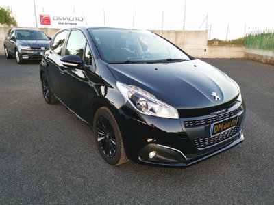 Peugeot 208 75 5 porte Black Line 2 (6)