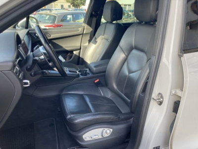 Porsche Macan 2.0 (10)