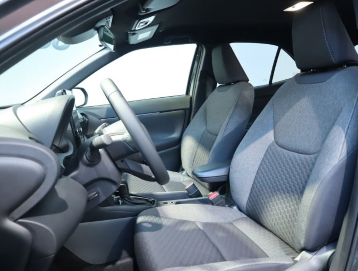 Toyota Yaris Cross 1.5 Hybrid 5p. E-CVT Trend (8)