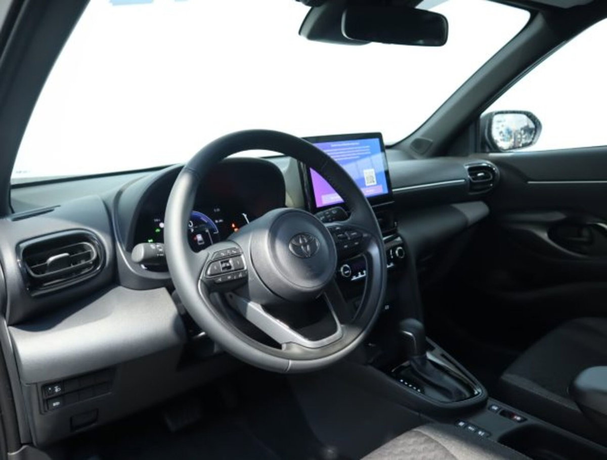 Toyota Yaris Cross 1.5 Hybrid 5p. E-CVT Trend (9)
