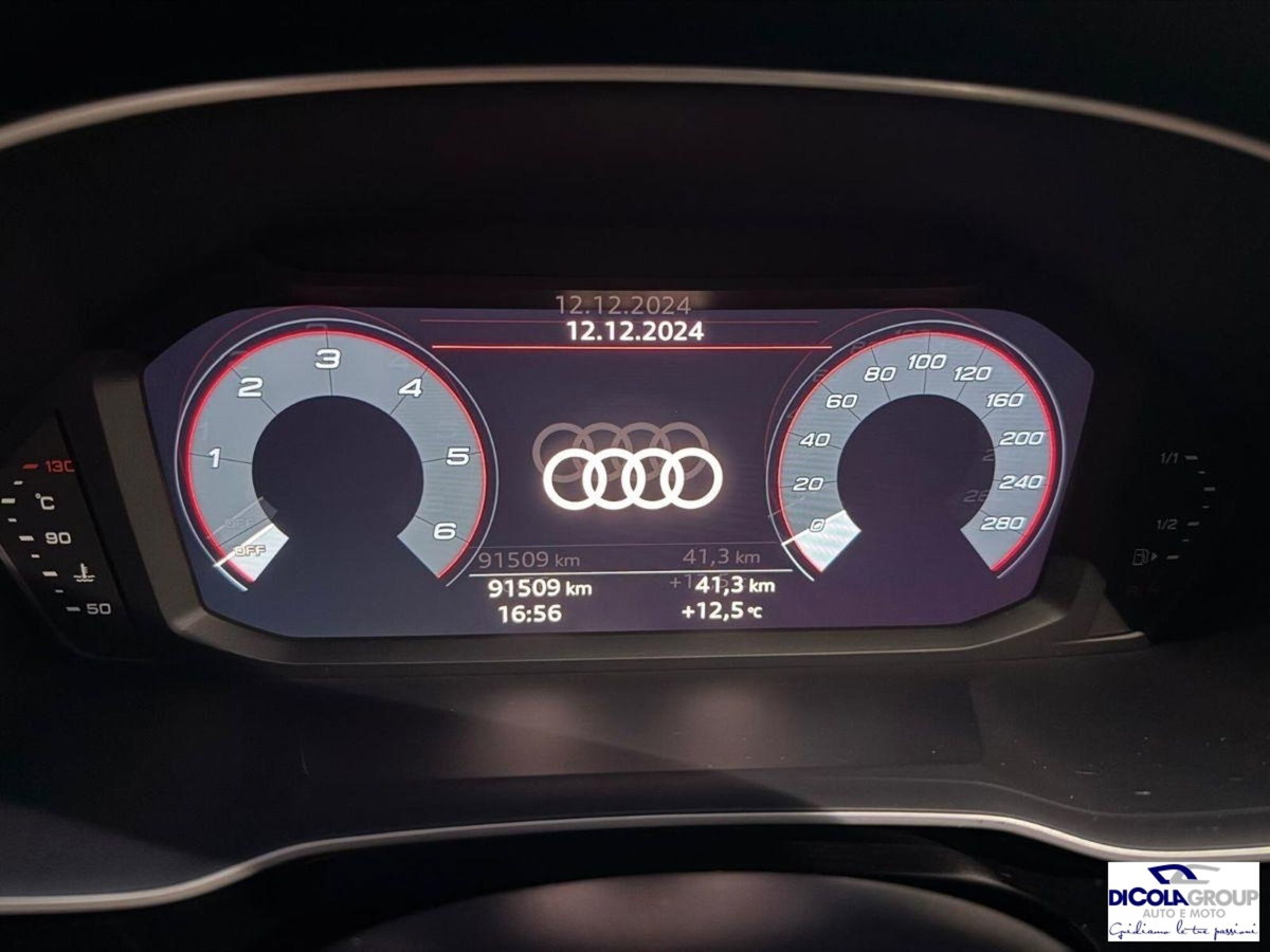 Audi Q3 Sportback 35 TDI quattro S tronic Business Plus (15)