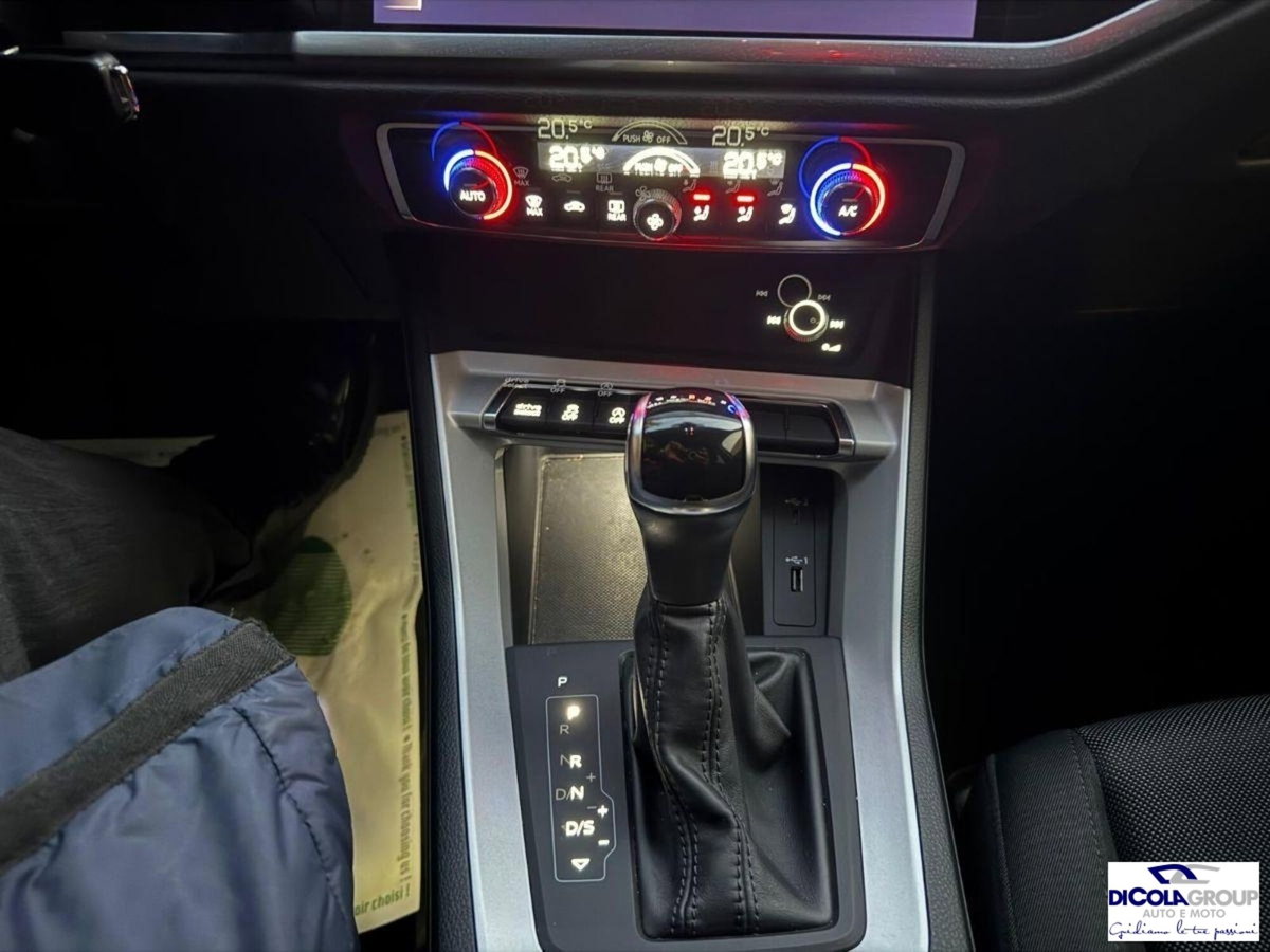 Audi Q3 Sportback 35 TDI quattro S tronic Business Plus (16)
