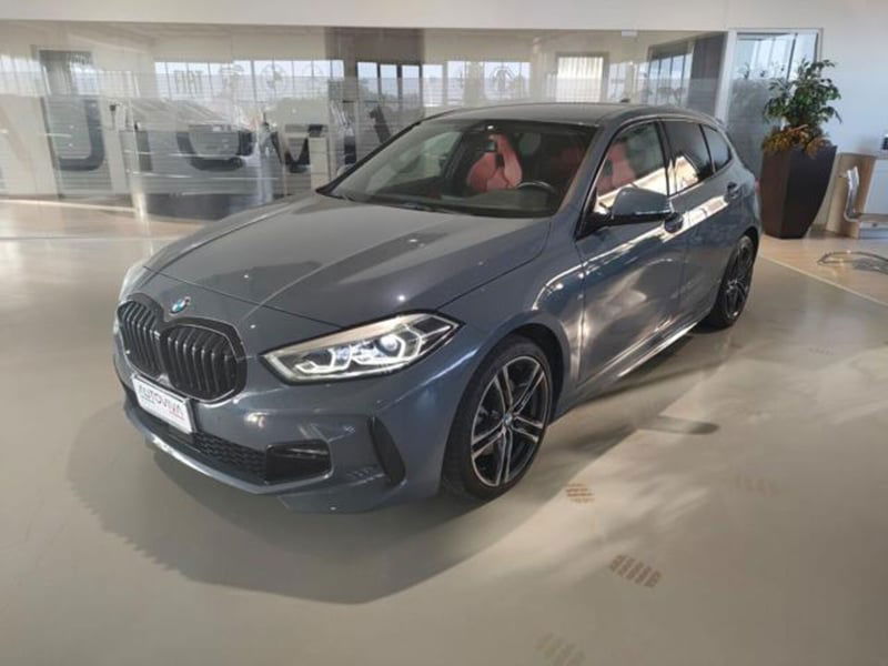 BMW Serie 1 116d 2.0 116CV cat 5 porte Attiva DPF