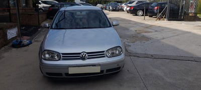 Volkswagen Golf 1.6 16V cat 5 porte Highline usata