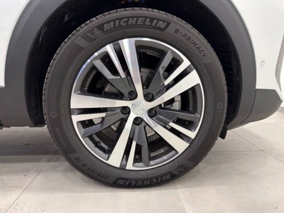 Peugeot 5008 1.2 hybrid 48V Allure Pack 136cv e-dcs 6 (6)