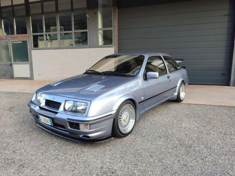 Ford Sierra RS Cosworth 3 porte