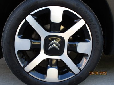 Citroen C4 Cactus BlueHDi 100 S&S Shine (4)