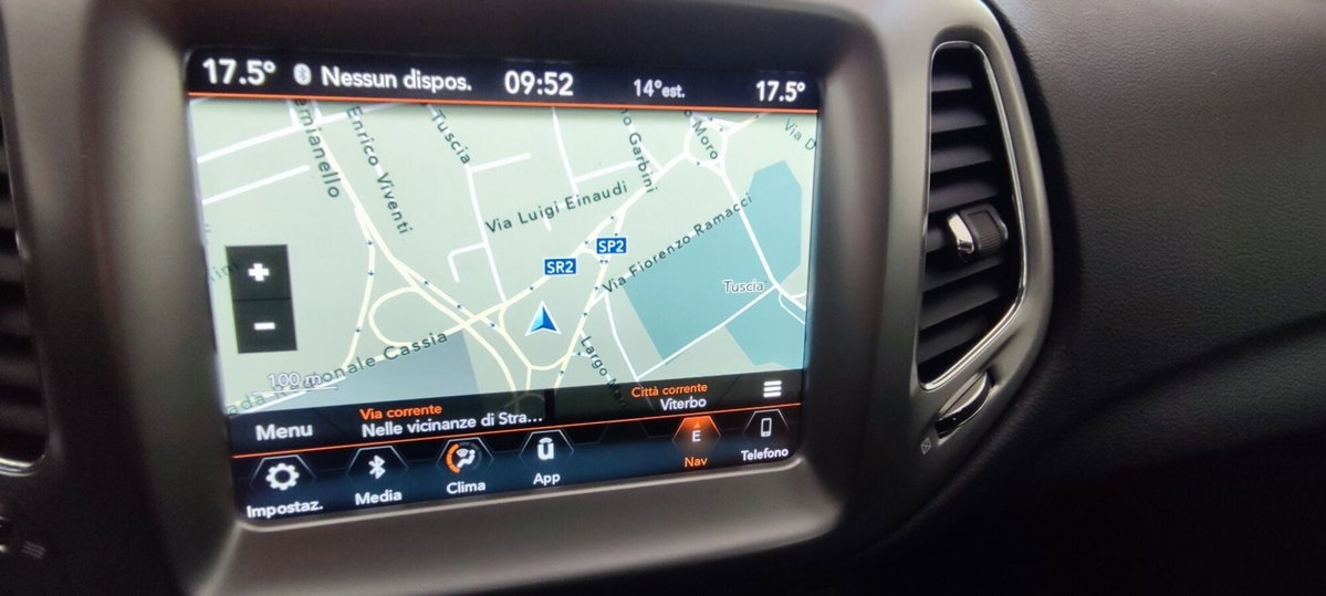Jeep Compass 1.6 Multijet II 2WD Longitude (12)