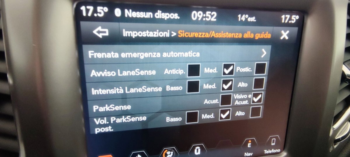 Jeep Compass 1.6 Multijet II 2WD Longitude (13)