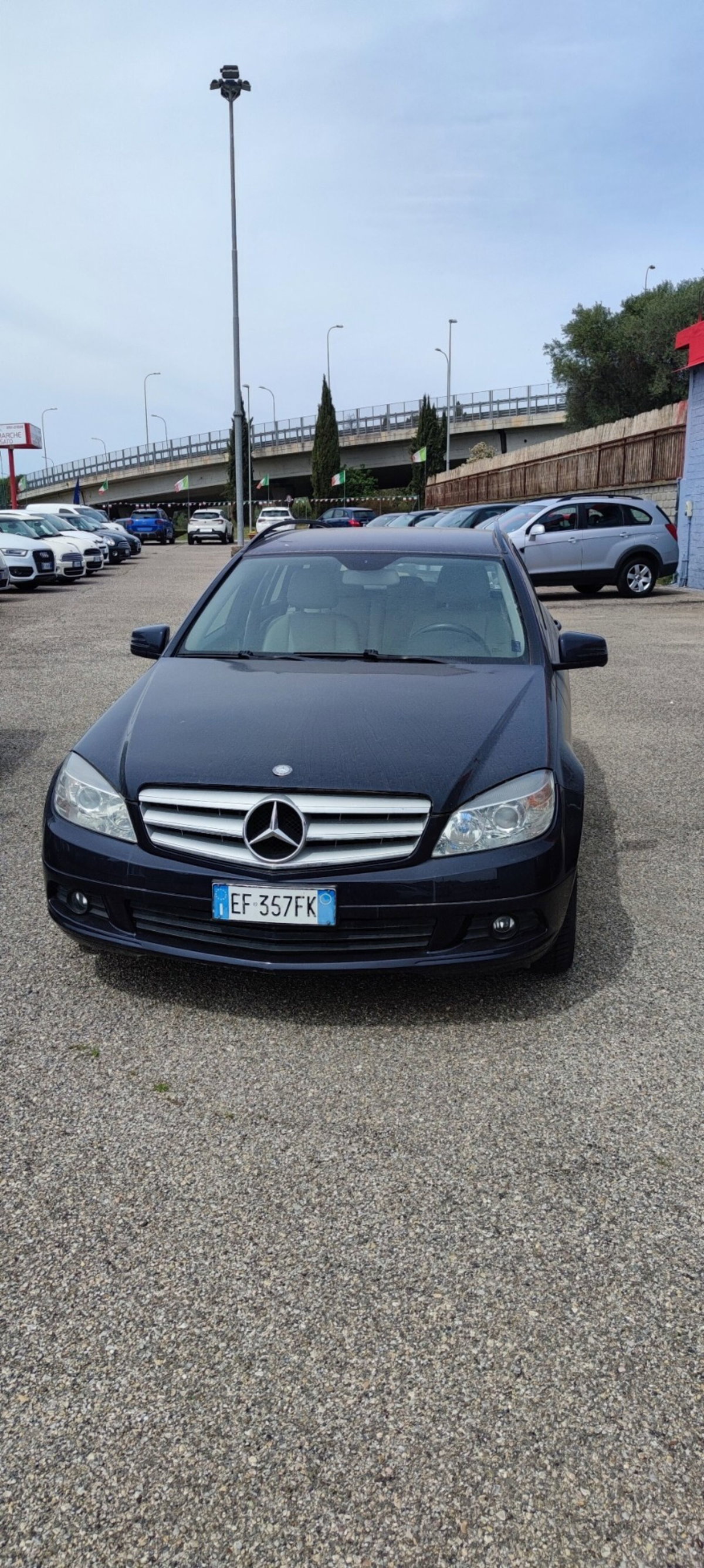 Mercedes-Benz Classe C Station Wagon 220 CDI BlueEFFICIENCY Avantgarde AMG (8)