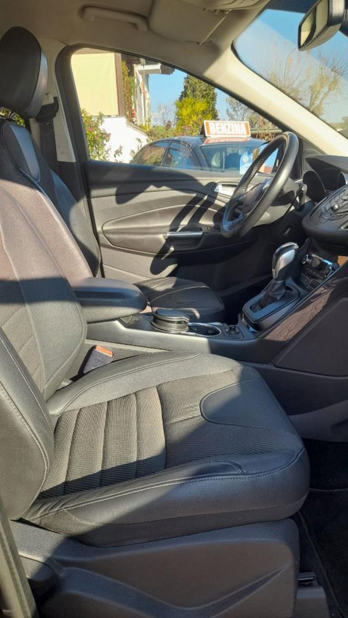 Ford Kuga 2.0 TDCI 163 CV 4WD Powershift Titanium X (10)