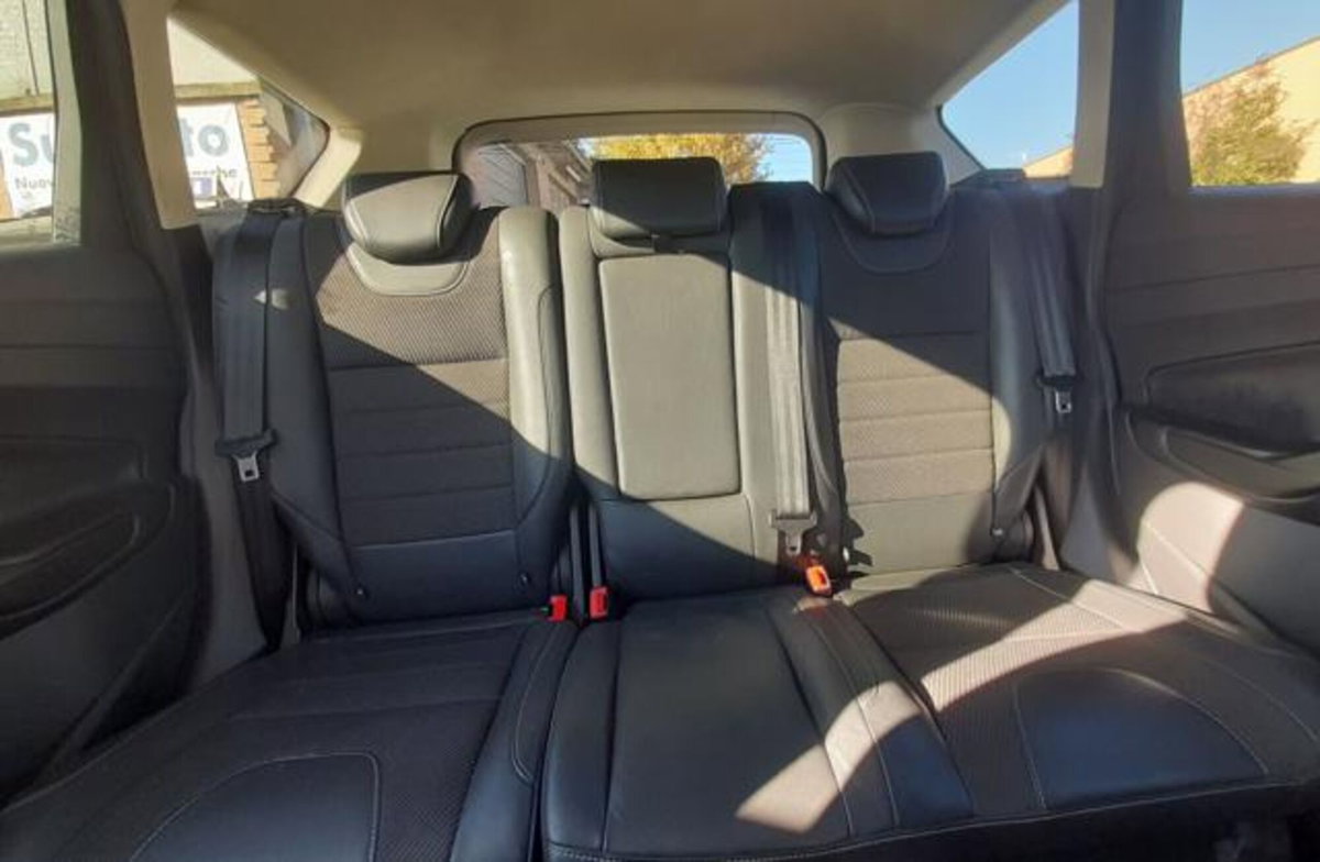 Ford Kuga 2.0 TDCI 163 CV 4WD Powershift Titanium X (11)
